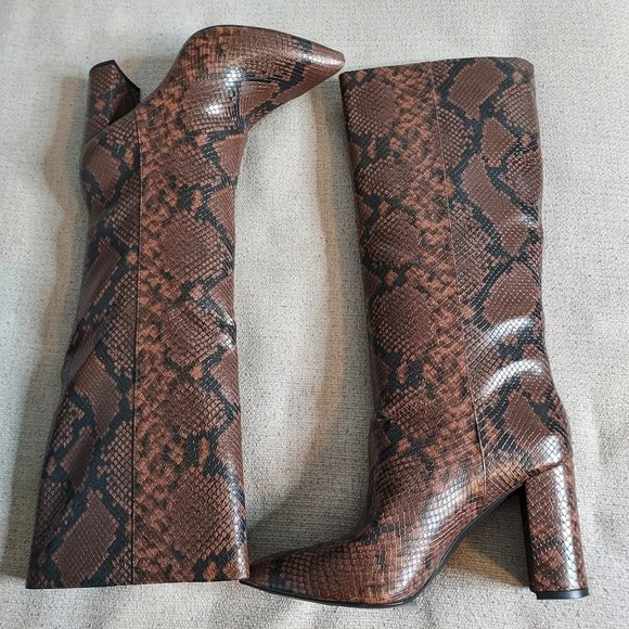 INC Paiton Block Heel knee-high boots - Picture 4 of 13